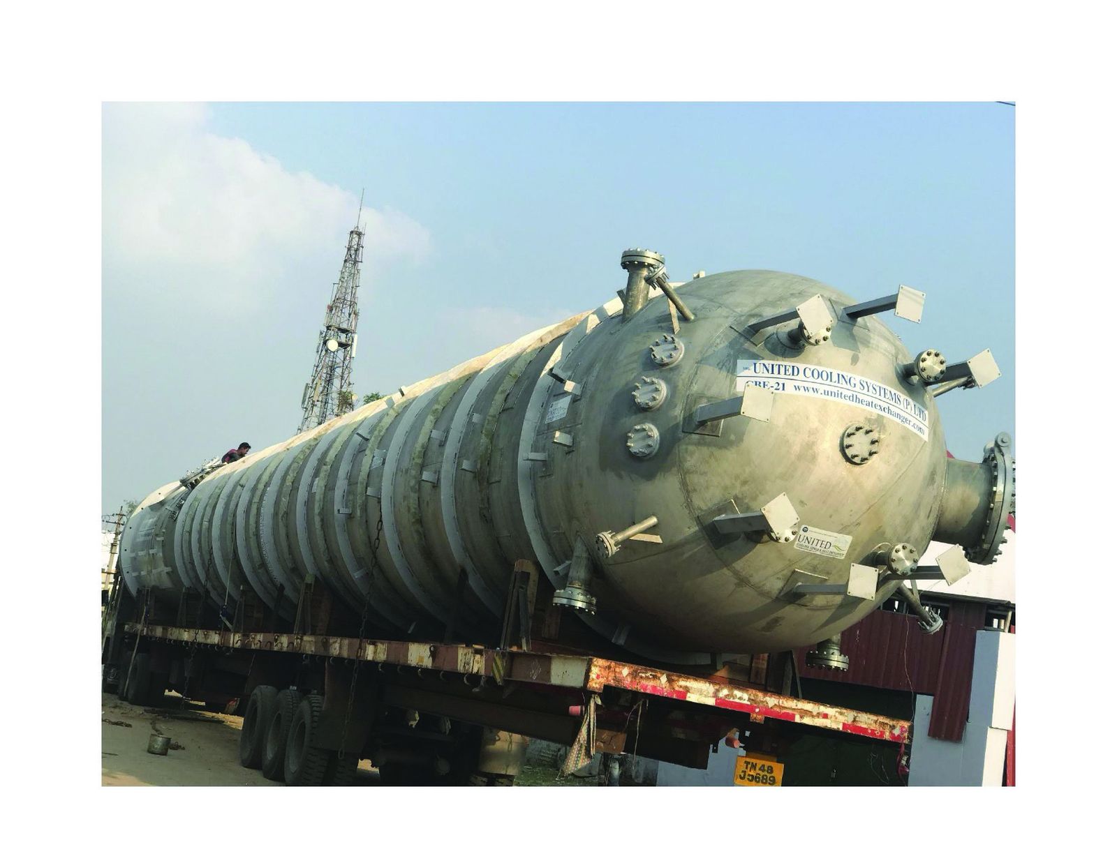 Aditya Birla 84 ft column loaded on a trailer