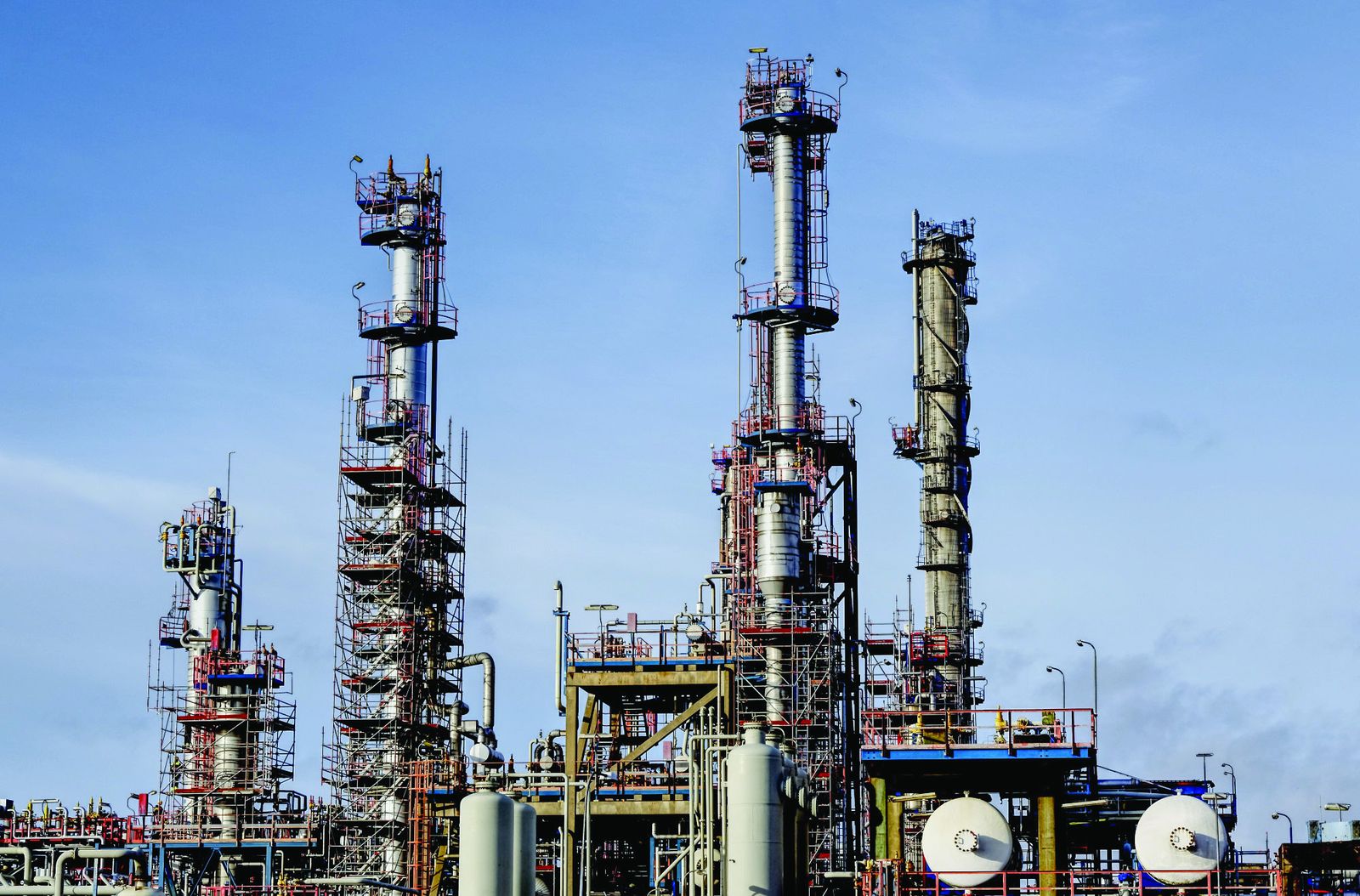Process plant in the oil and gas sector